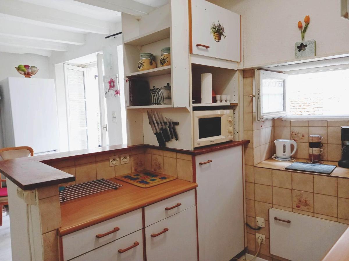 Gencay, Le Maison Blanche Villa Luaran gambar